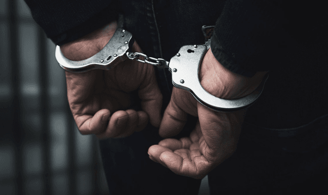21 Arrested for Involvement in Rs. 18 Billion Illegal Transactions