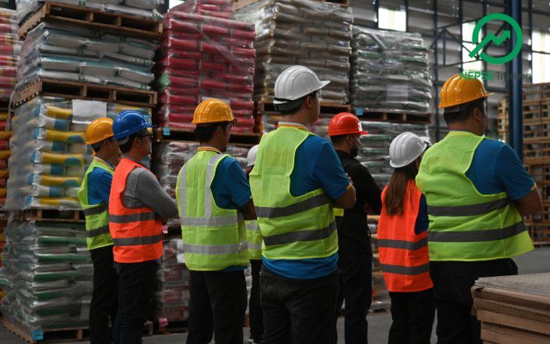 Foreign Employment Surges: Over 273,000 Nepalis Receive Labor Permits in the First Four Months of FY 2082/83