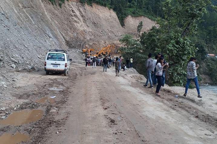 Mass Contract Cancellations Push Banking Sector Toward Deeper Stress as Government Targets Long-Pending Projects